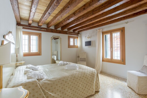 1 bedroom, free WiFi, bed sheets - Venezia - Santa Croce 1798 (Venice)