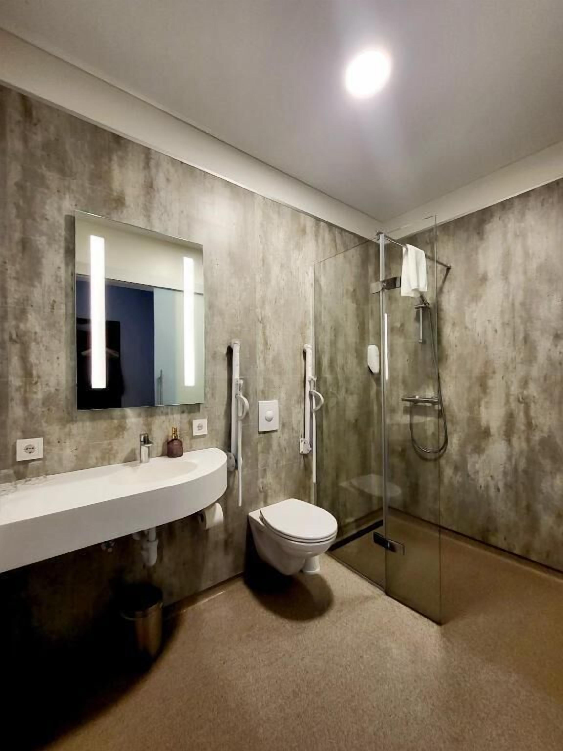 family room | bathroom | shower, free toiletries, hair dryer, bathrobes