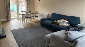 Unclassified image, 3 of 11, button - New Renovated-Spacious House Seahouses (Seahouses)