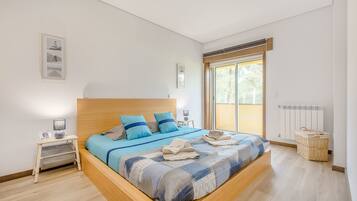 Apartment, 1 Bedroom | 1 bedroom, iron/ironing board, cots/infant beds, free WiFi