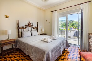 Townhome, 3 Bedrooms, Private Pool, Mountain View | 3 bedrooms, iron/ironing board, cots/infant beds, free WiFi