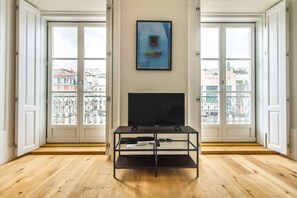 Apartment, 2 Bedrooms, City View | Living area | Flat-screen TV - Restauradores Prestige (Lisbon)