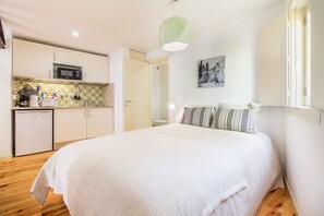 Studio, 1 soverom (1) | 1 soverom, strykejern/-brett, barnesenger og wi-fi (inkludert)