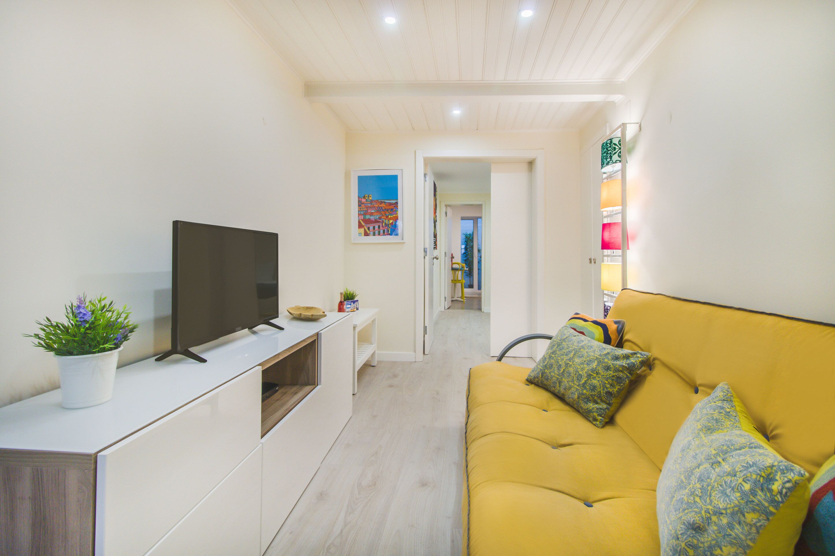 Departamento, 1 habitación | Área de sala de estar | Televisión de pantalla plana 