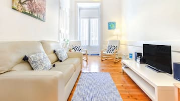 Apartment, 3 Schlafzimmer | Wohnbereich