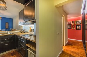 Apartment, 3 Bedrooms, Balcony | Living area