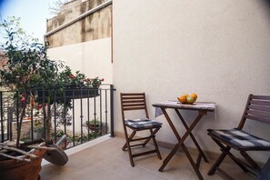 Duplex, 1 Bedroom | Terrace/patio