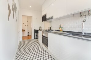 Apartment, 2 Bedrooms | Private kitchen - Marques de Pombal Metropolitan Flat (Lisbon)