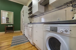 Apartment, 1 Bedroom | Private kitchen | Full-sized fridge, microwave, oven, stovetop - Correeiros Downtown - Historic Lisbon Apartment (Lisbon)