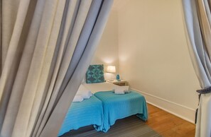 Apartment, 1 Bedroom | 3 bedrooms, soundproofing, iron/ironing board, cribs/infant beds - Chiado Balcony Apartment (Lisbon)