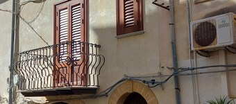 Vanni House 68