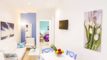 Apartment, 2 Bedrooms | Living area