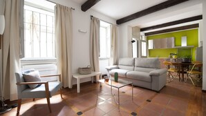 Apartment, 1 Bedroom | Living room | LED TV - At Home Heart of Milan - Canonica (Milan)