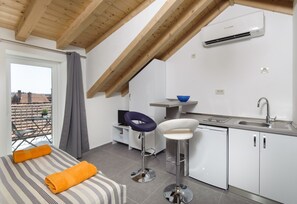 Private kitchen - Nera Luxury Apartments (Split)