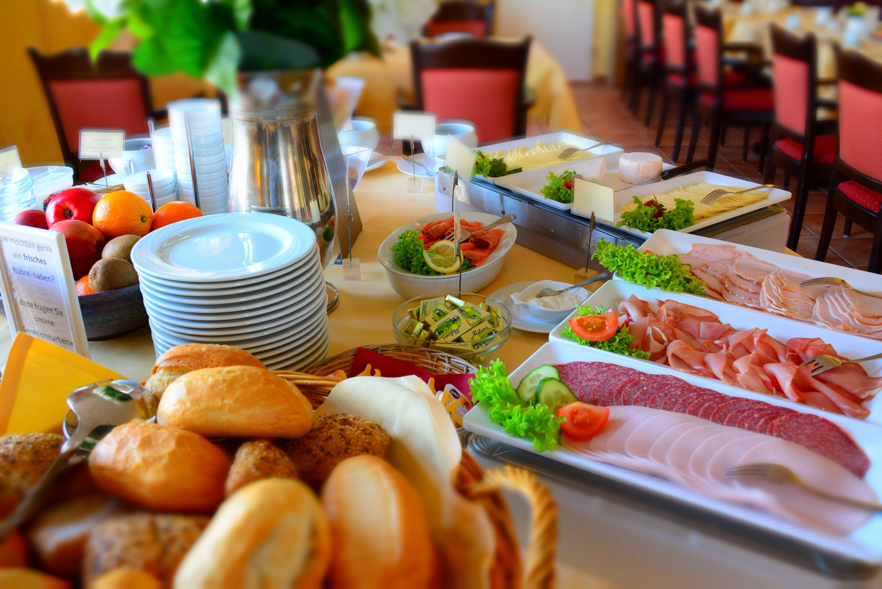 free daily self-service breakfast