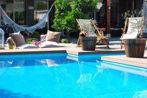 Piscine extérieure (ouverte en saison)