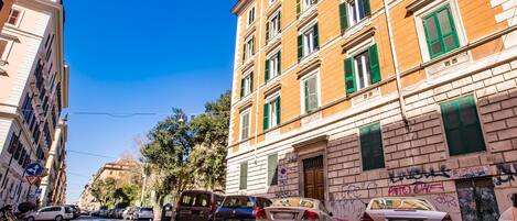 Facciata della struttura