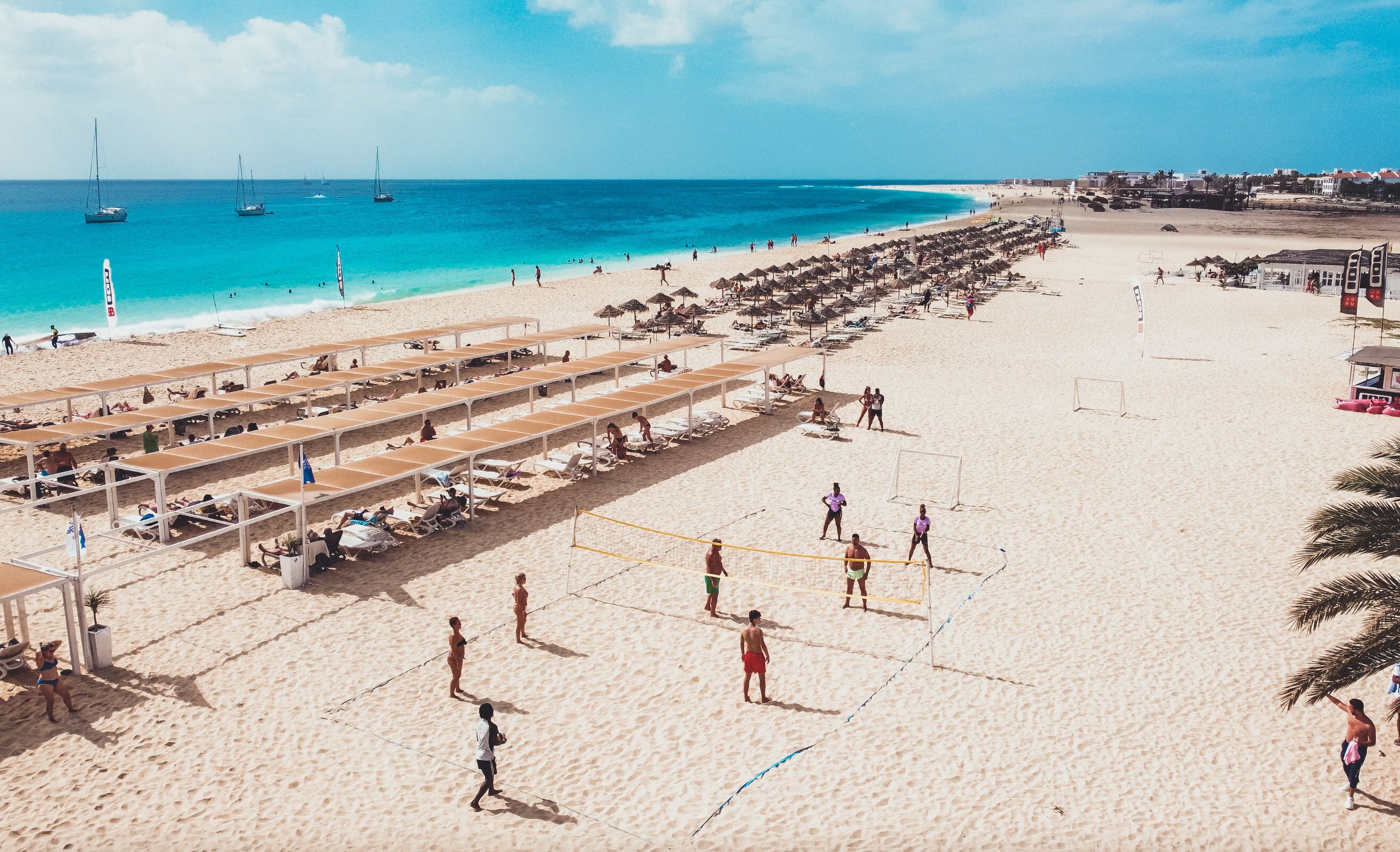 private beach nearby, white sand, sun-loungers, beach umbrellas