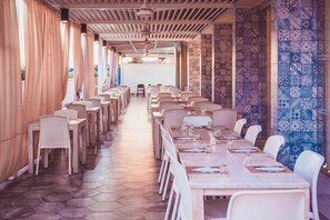 Food court - Halos Casa Resort (Sal)