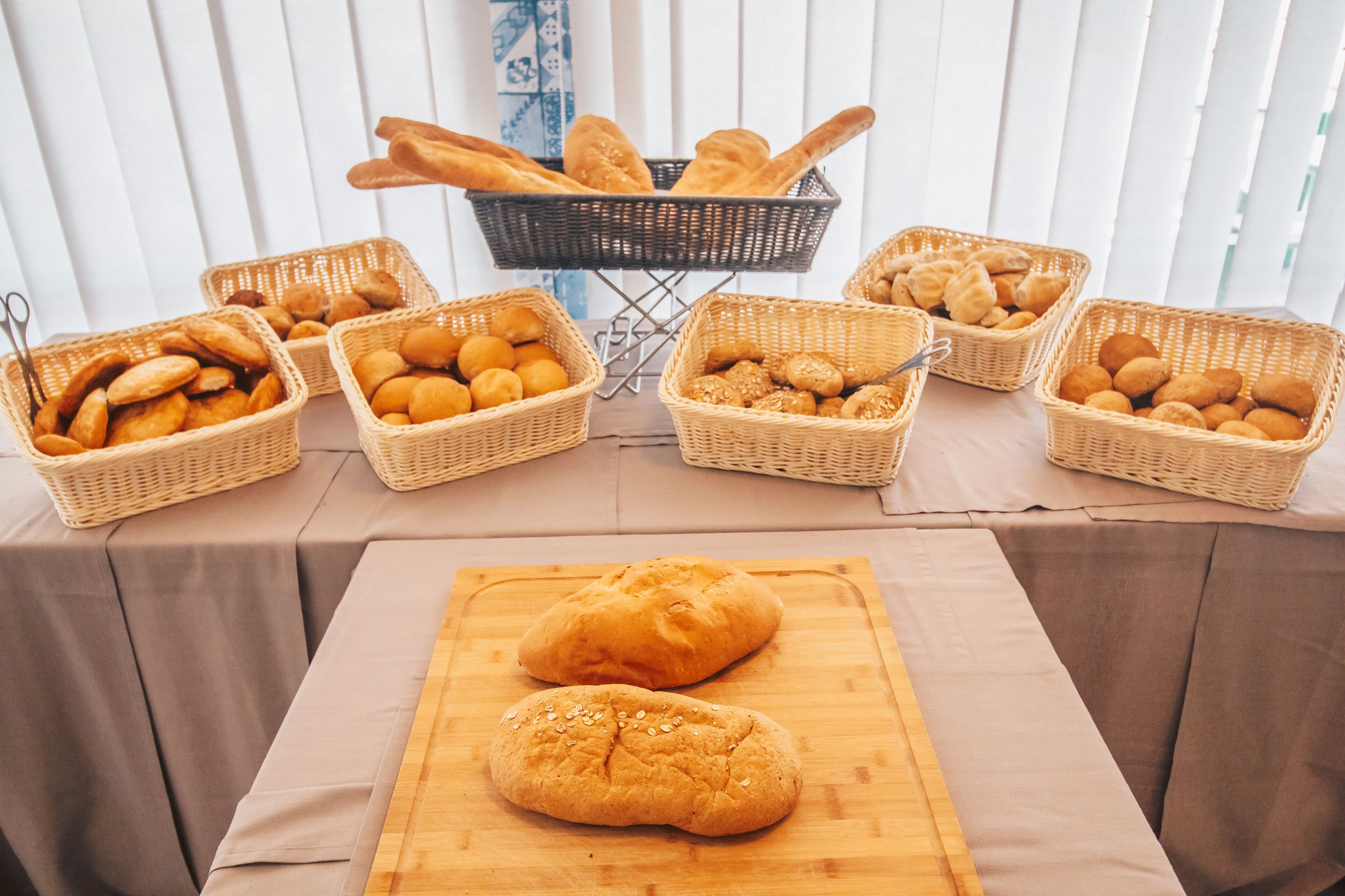 breakfast (cve 880 per person)