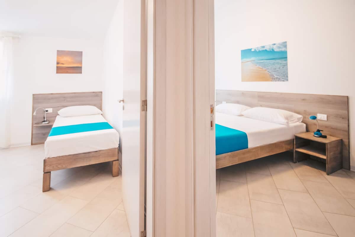 comfort suite, 2 bedrooms | in-room safe, free wifi, bed sheets