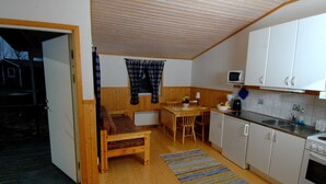 Room - Klintagårdens Stugby (Kopingsvik)