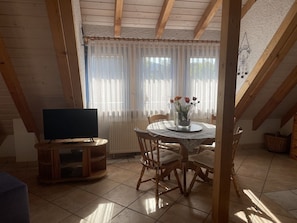 Apartment, 1 Queen Bed | 1 bedroom, free WiFi, bed sheets