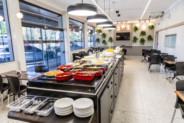 Restaurant - Mirante Hotel (Governador Valadares)