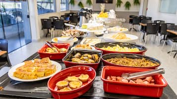 Gratis frukostbuffé varje dag