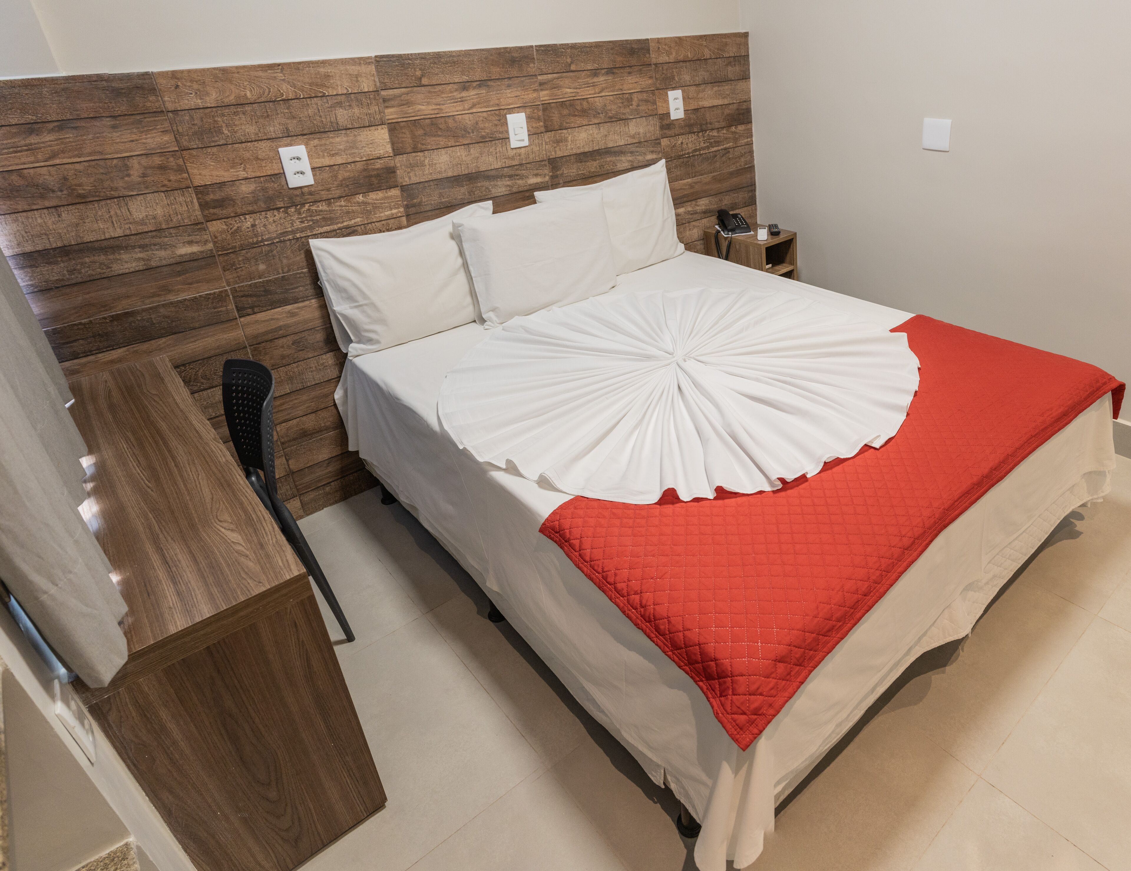 deluxe double room | minibar, blackout curtains, free wifi, bed sheets