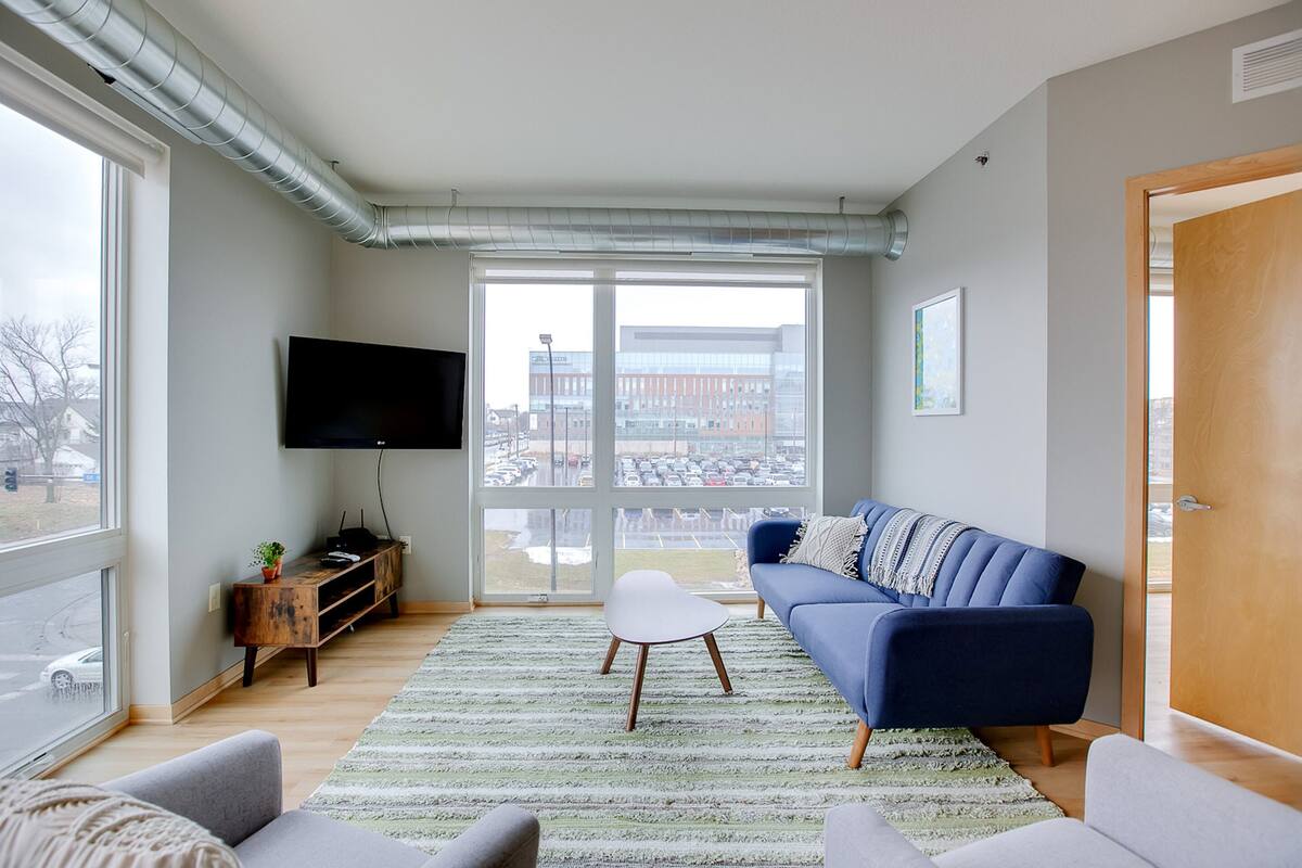 Classic Apartment, 1 Bedroom | Living room | 45-inch TV with digital channels