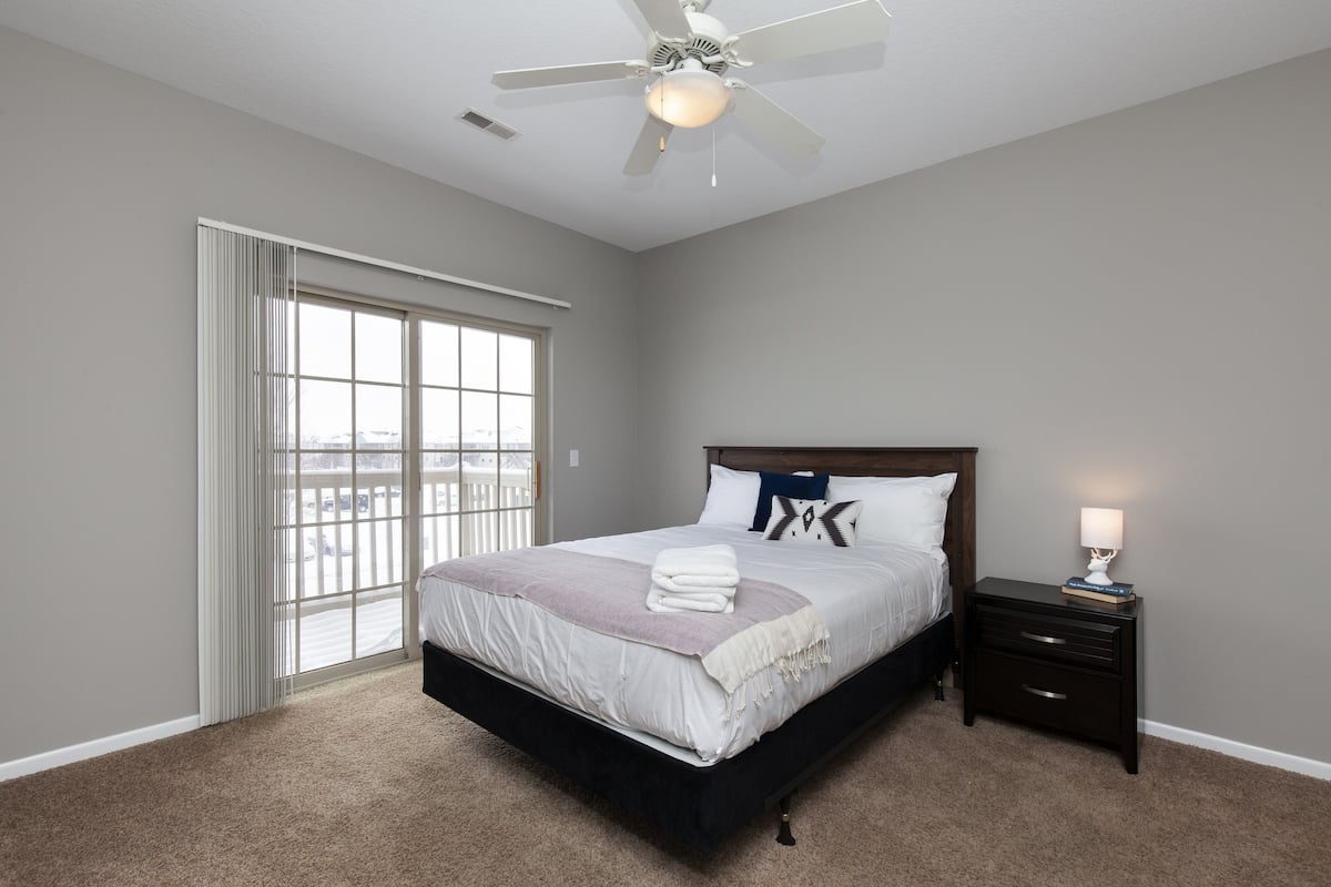 1 bedroom, iron/ironing board, free WiFi, bed sheets