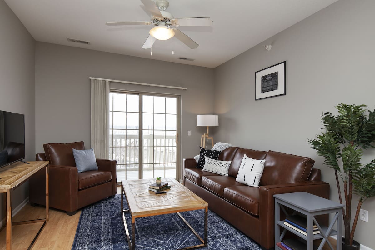 Luxury Apartment, 1 Bedroom | Living area | 45-inch TV with digital channels