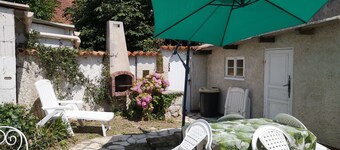 "La Tocade',  VILLA  typique, proximité  plage et centre