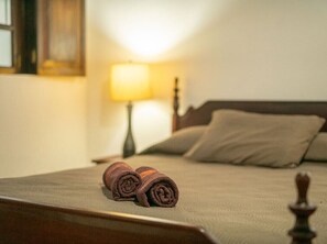1 habitación, wifi y ropa de cama