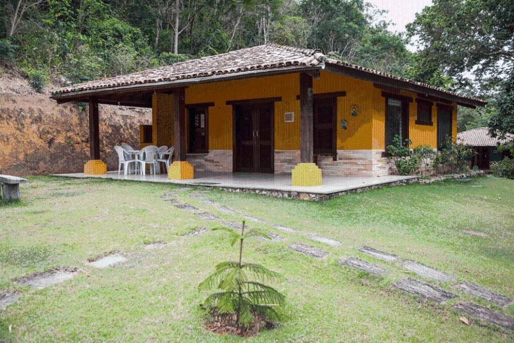 chalet | laptop workspace, free wifi, bed sheets