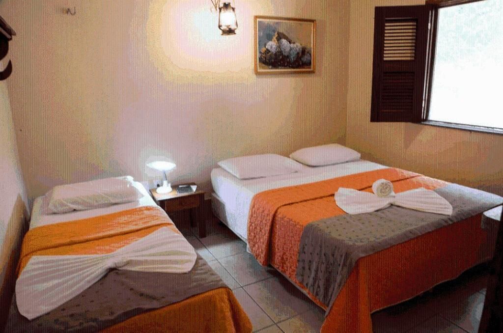 laptop workspace, free wifi, bed sheets