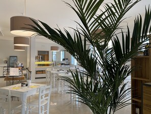 Inbegriffenes Frühstücksbuffet