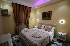 Matelas mémoire de forme, articles gratuits dans le mini-bar