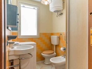 Apartment, 2 Schlafzimmer | Badezimmer | Dusche, Regendusche, Haartrockner, Bidet