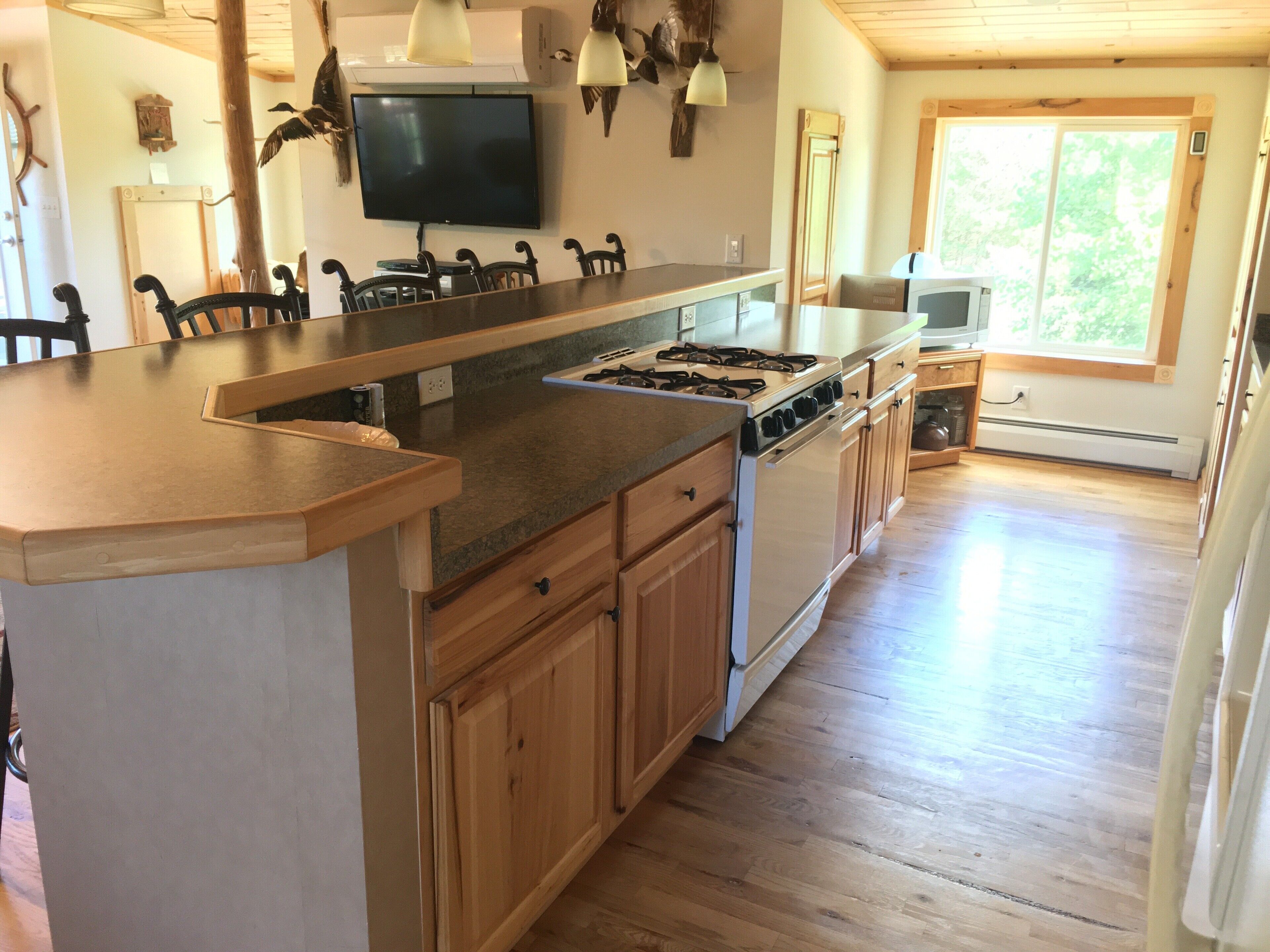 雪櫃、微波爐、焗爐、爐具