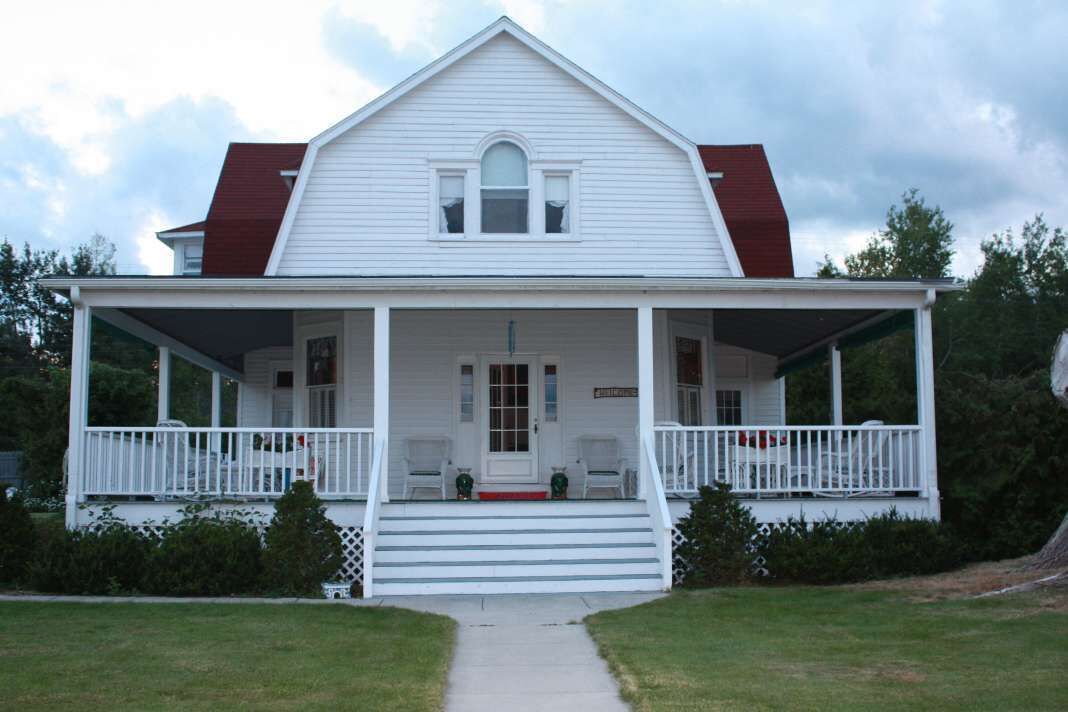 Grand Old Cottage