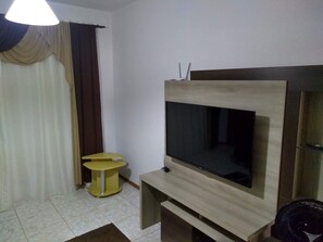 2 室のベッドルーム、インターネット