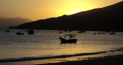 SUURI PERHEEN RANNATALO