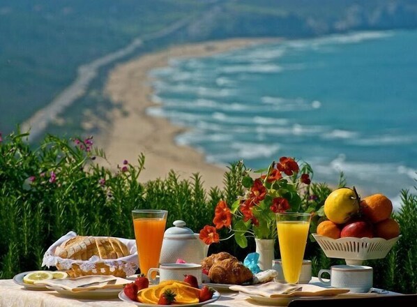 Free daily continental breakfast - Hotel Sardus Pater (Fluminimaggiore)