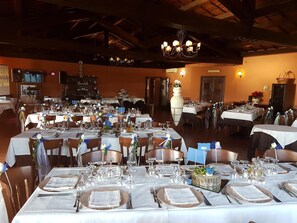 Breakfast, lunch and dinner served  - Hotel Sardus Pater (Fluminimaggiore)