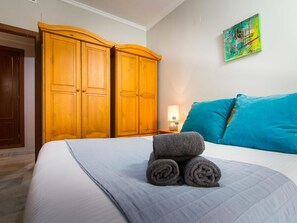 1 Schlafzimmer, Bügeleisen/Bügelbrett, Reisekinderbett, kostenloses WLAN