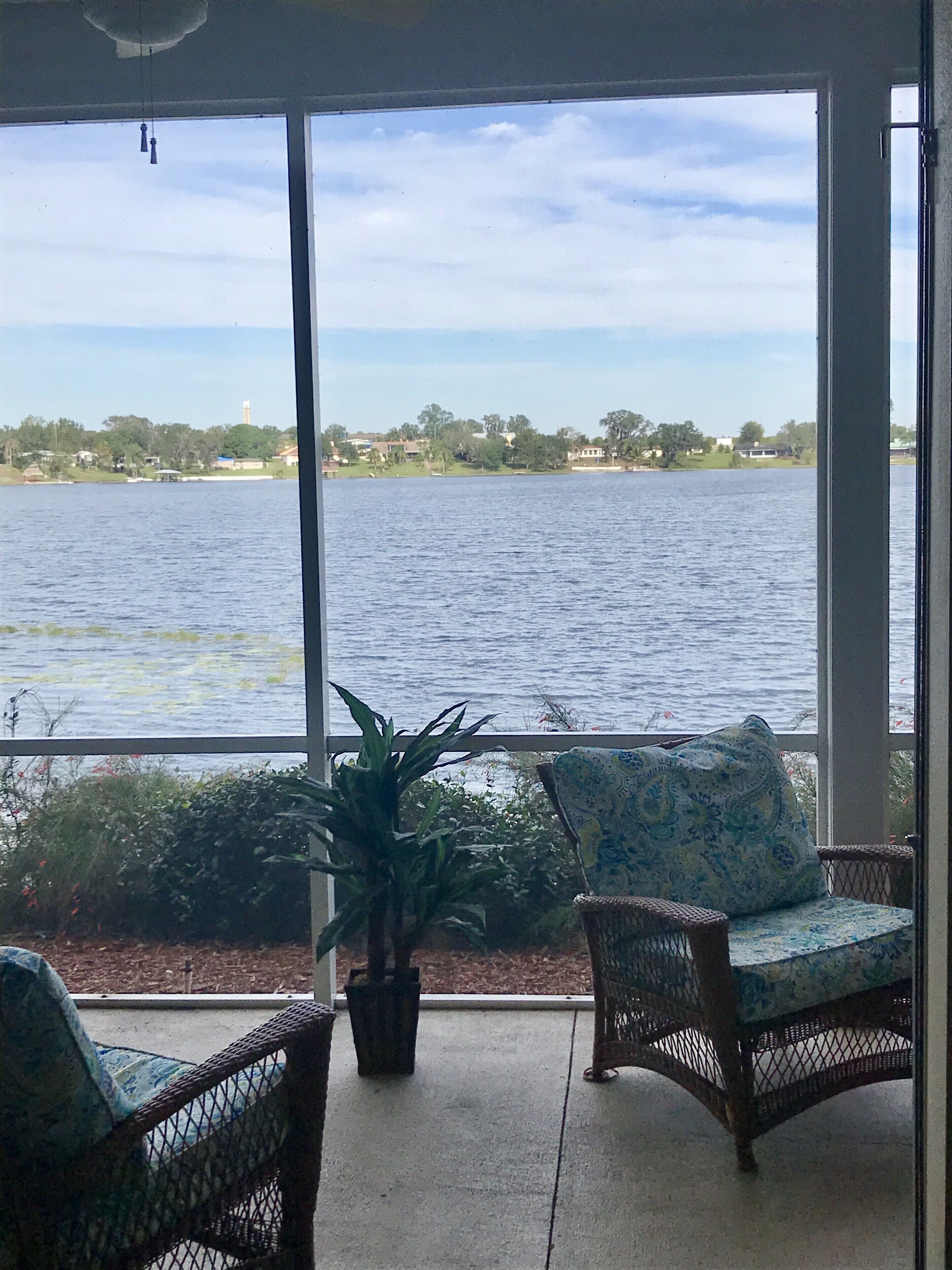 Seating for 6. Direct lake view from kitchen, dining rm, living rm & master bdrm