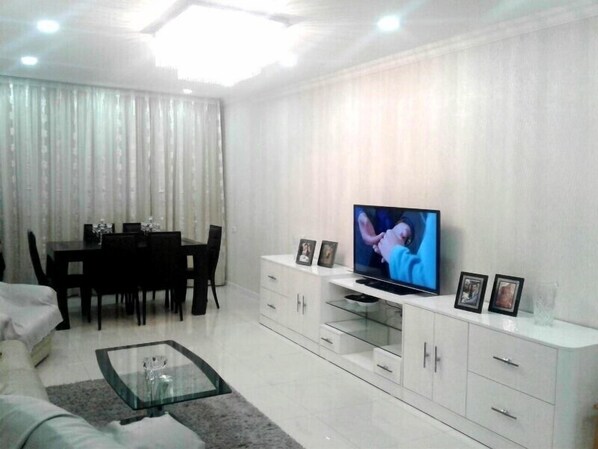 Comfort Apartment, Multiple Beds, Non Smoking, City View