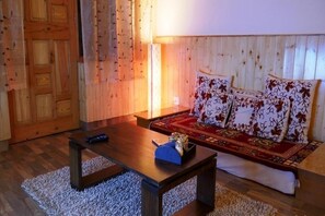 4 bedrooms, in-room safe, WiFi